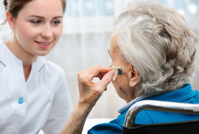 Pečovatelská služba Diana pomáhá seniorům zůstat co nejdéle v domácím prostředí Pečovatelská služba Diana pomáhá seniorům zůstat co nejdéle v domácím prostředí